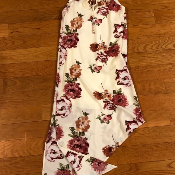 NWOT Floral Asymmetrical Dress - Picture 7 of 8